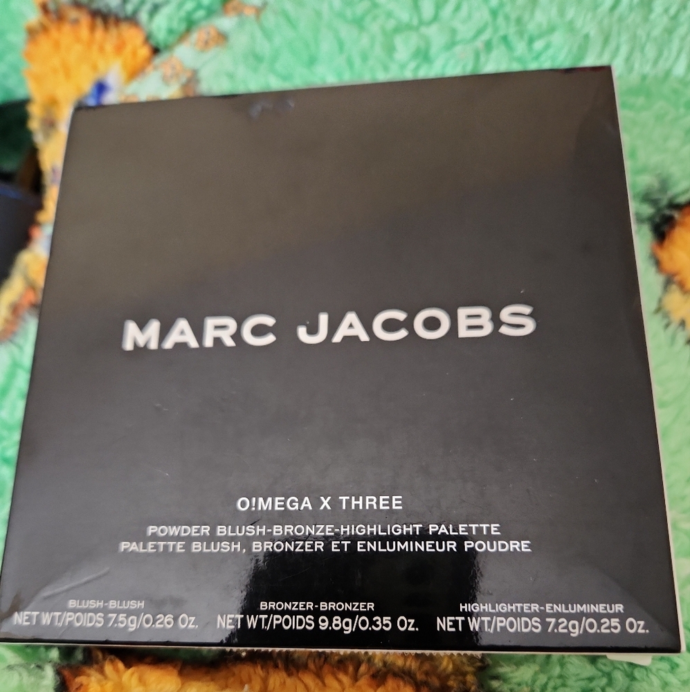 NIB  MARC JACOBS OMEGA X THREE